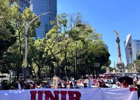 Con manifestación en la CdMX, exigen retorno seguro de triquis desplazados y justicia por asesinatos Con manifestación en la CdMX, exigen retorno seguro de triquis desplazados y justicia por asesinatos